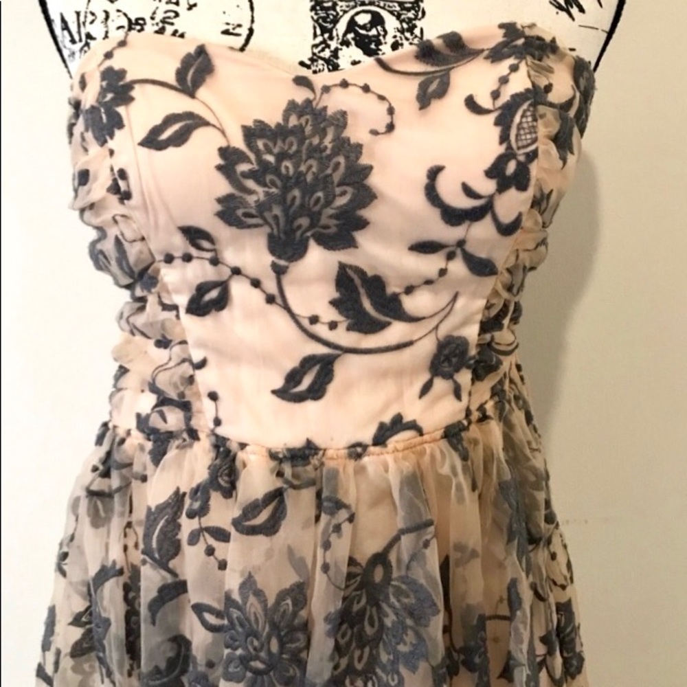 Blush Cream Floral Cocktail Strapless Dress SZ 9